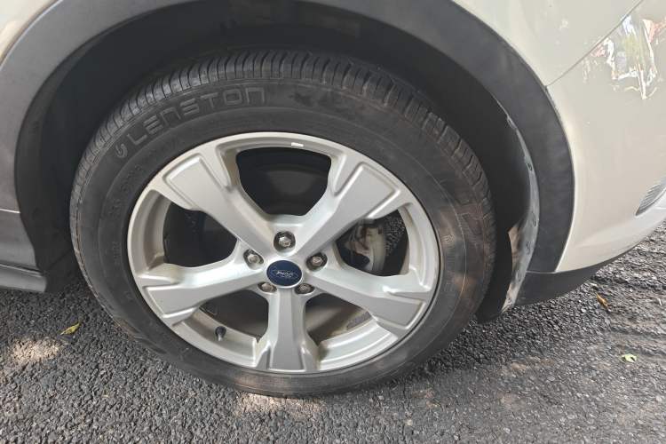 Used Ford Kuga 2018 EcoBoost 180 Two-Wheel-Drive Platinum Edition