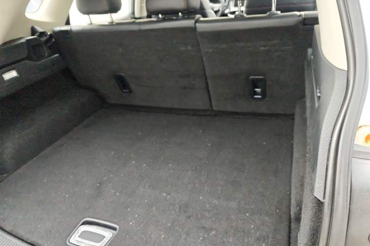 Used MG HS 2018 20T Manual Two-Wheel Drive Hormone-Driven Edition China V Standard