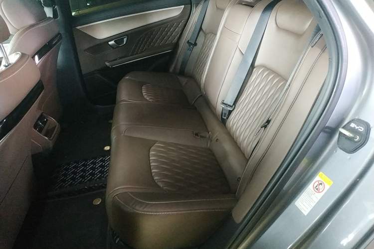 Used BYD Han 2023 DM-i Champion Edition 121KM Prestige Model