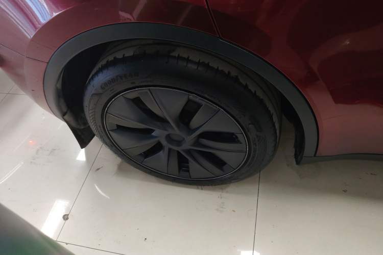 Used Tesla Model Y 2024 Rear-Wheel-Drive Version