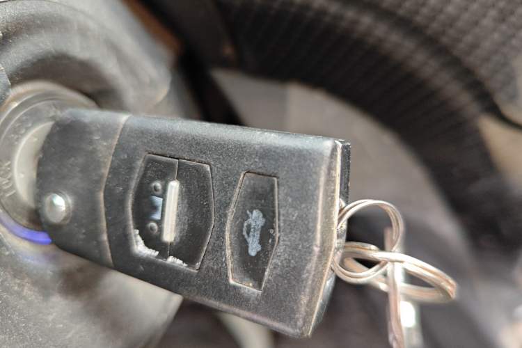 Used Jinbei Zhishang S30 2014 1.5L Manual Comfort Model Vehicle Key