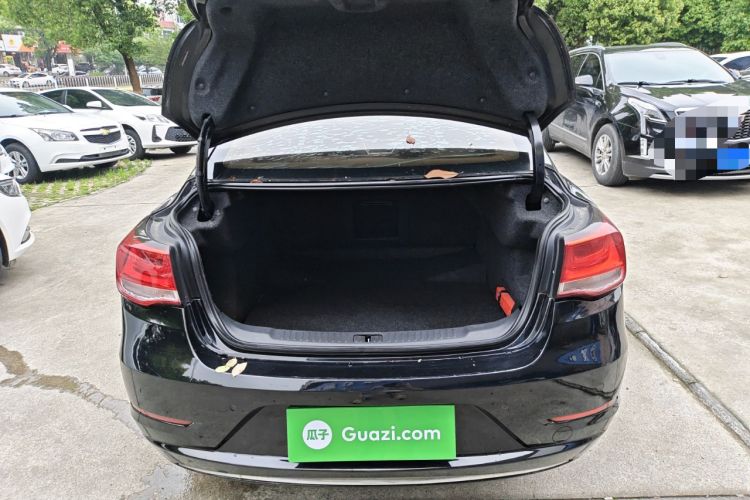 Used Chevrolet Malibu 2017 1.5T Automatic Luxury Edition Trunk