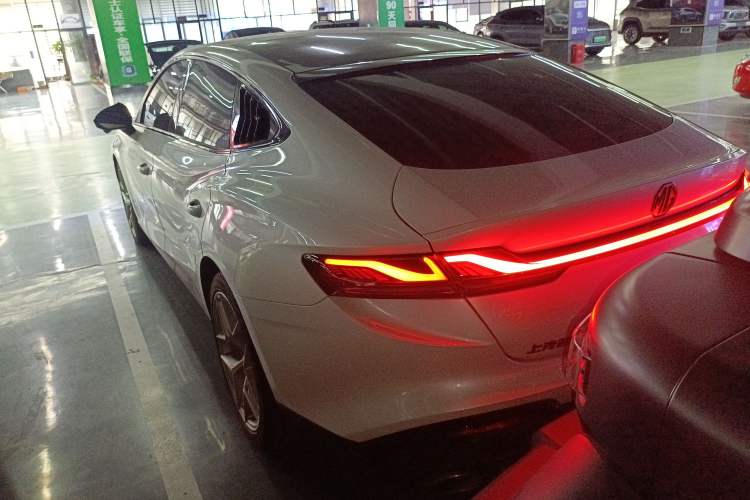 Used MG 7 2025 2.0T 405 AT Luxury Edition