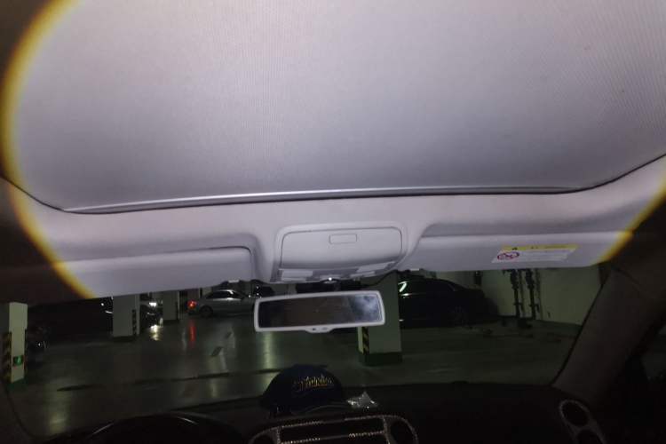 Used Volkswagen Tiguan 2015 1.8TSI Automatic Two-Wheel Drive Luxury Model Headliner