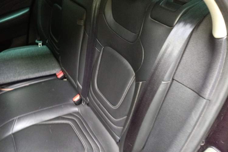 Used DS 5 2013 1.6T Luxury Edition THP200