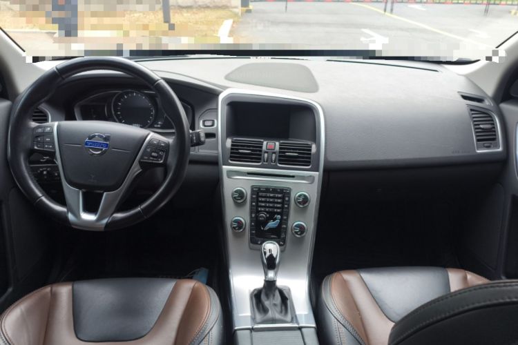 Used Volvo XC60 2017 T5 AWD Smart Upgrade Edition