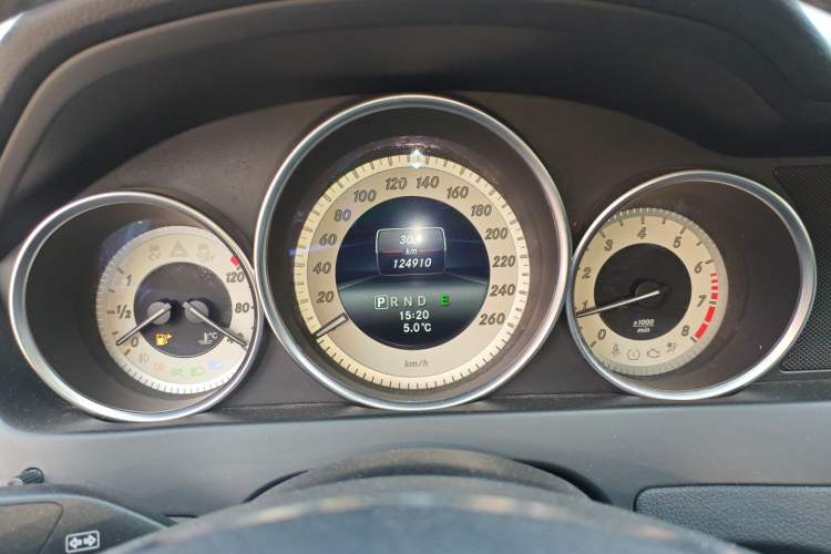 Used Mercedes-Benz C-Class 2013 C 260 Elegant Grand Edition
