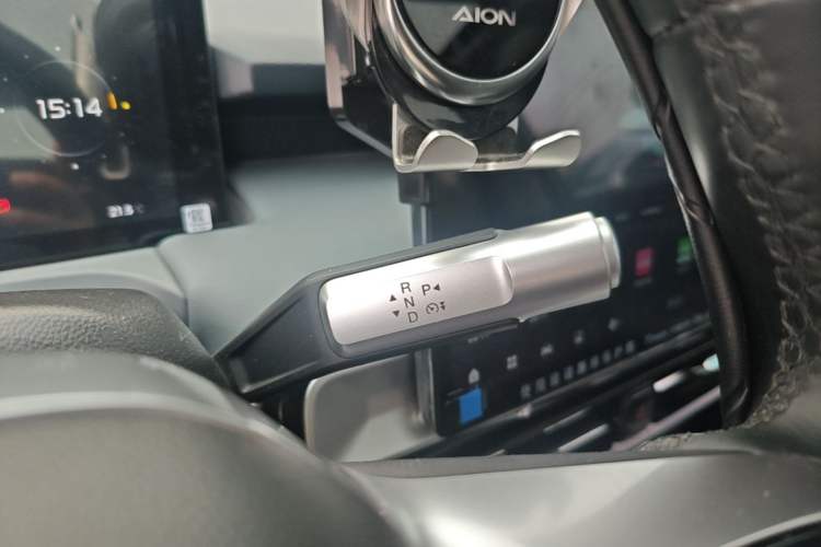 Used AION Y 2024 Plus 610 Intelligent Driving Version Gear Lever