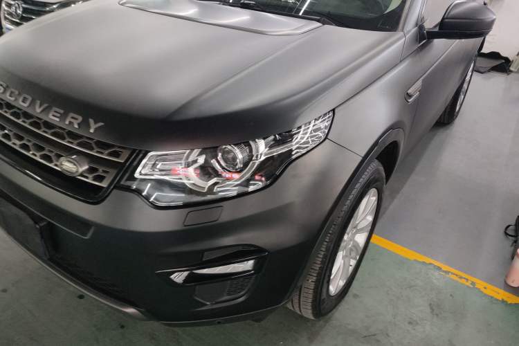 Used Land Rover Discovery Sport 2019 240 PS SE Version China VI Standard