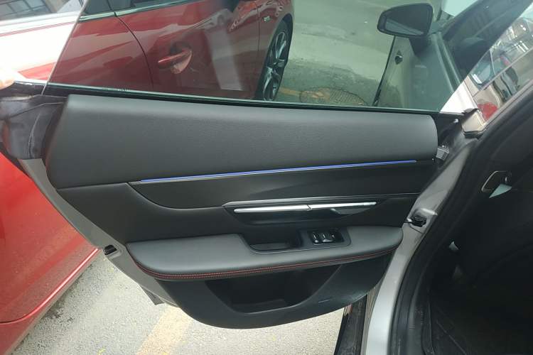 Used XPeng P7 2023 P7i 702 Pro