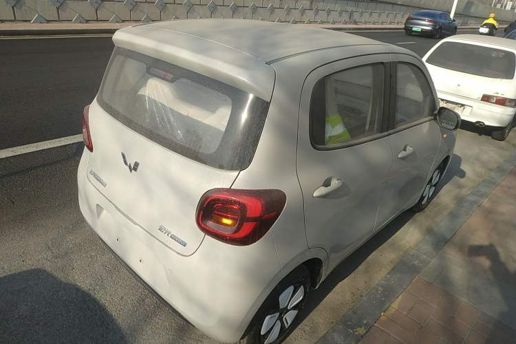 Used Wuling Hongguang MINIEV 2025 Four-Door Version Advanced Edition
