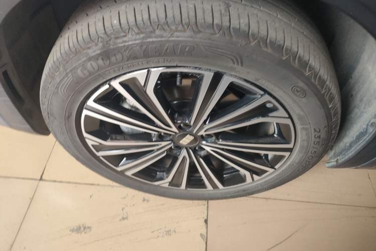 Used Geely Galaxy Galaxy Xingjian 7 EM-i 2025 120km Flagship Edition