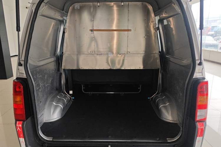 Used Wuling Zhiguang 2019 1.2L Van Utility Model 5-Seater