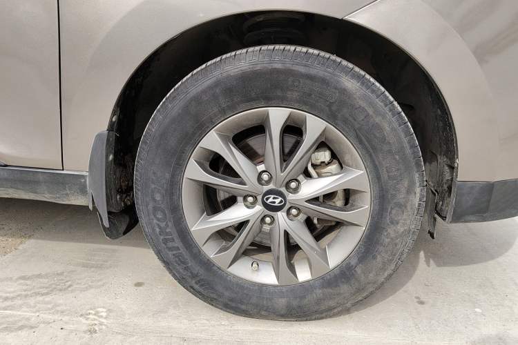 Used Hyundai ix35 2015 2.0L Automatic 2WD Comfort Edition China V Standard Right Front Wheel Hub