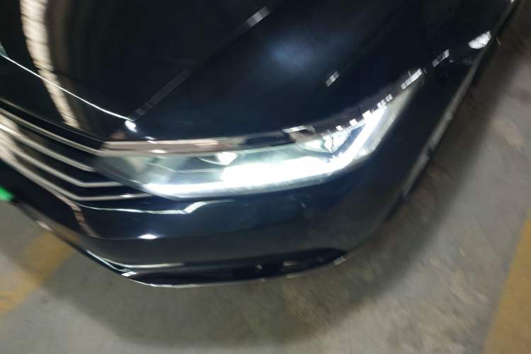 Used Volkswagen Magotan 2018 330TSI DSG Advanced Model
