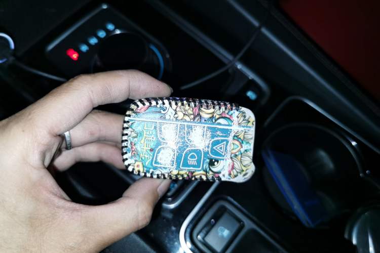 Used Jaguar F-PACE 2016 2.0T Two-Wheel-Drive R-Sport Sport Edition
