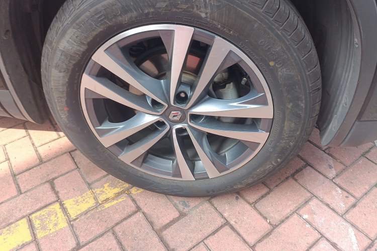 Used Renault Koleos 2017 2.5L Four-Wheel Drive Ultimate Edition
