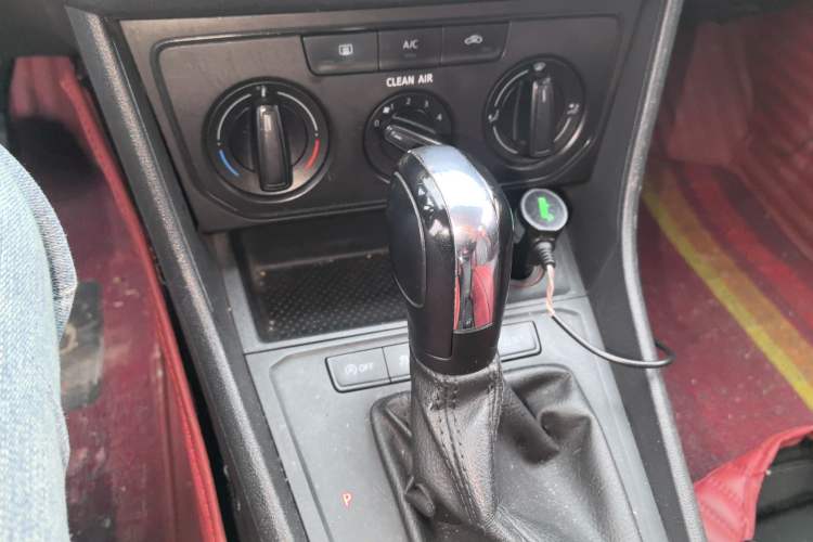 Used Volkswagen Lavida 2018 Classic 1.5L Automatic Fashion Edition China VI Standard