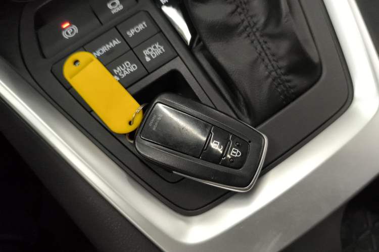 Used Toyota Wildlander 2023 2.0L CVT Four-Wheel Drive Luxury PLUS Edition Interior 1