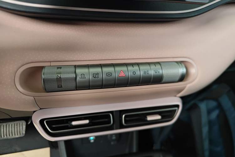 Used BYD Seagull 2023 Active Version Audio And AC Panel