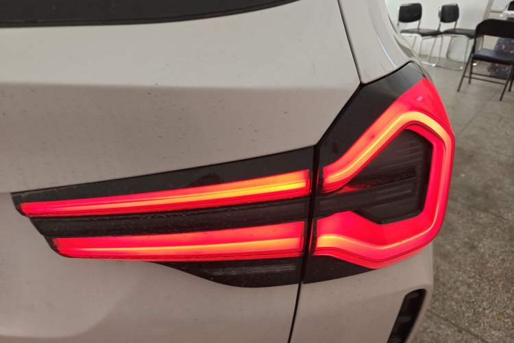 Used BMW iX3 2023 Leading Type
