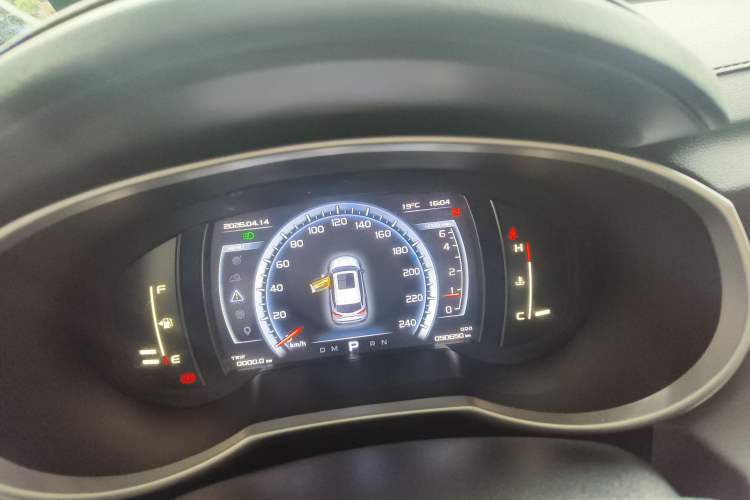 Used Geely Auto Emgrand X7 Sport 2016 1.8TD Automatic All-Wheel-Drive ZhiZun Edition Instrument Cluster