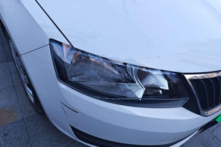 Used Skoda Rapid Spaceback 2016 1.6L Automatic Front-Wheel Drive Model