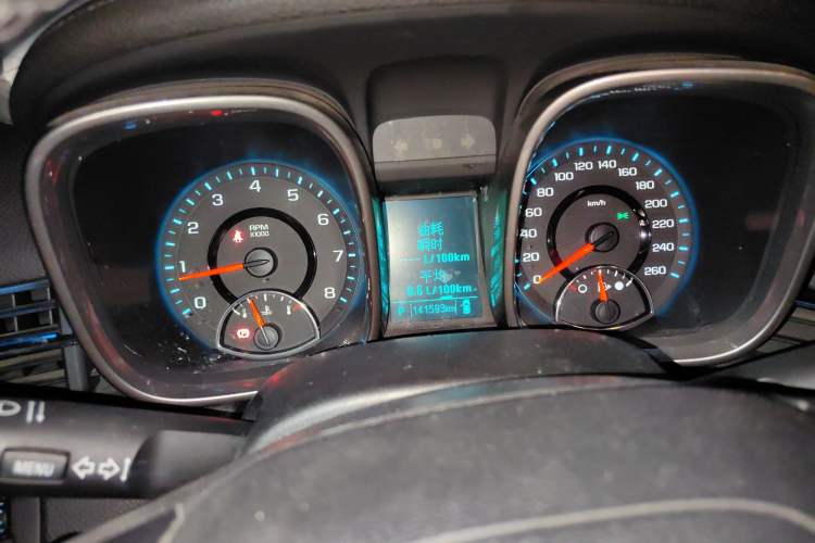 Used Chevrolet Malibu 2013 2.4L Automatic Luxury Edition Instrument Cluster