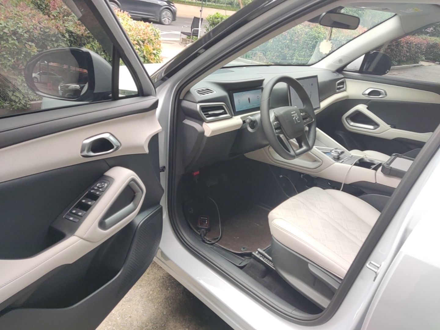 BYD Yuan UP 2024 401KM Leading Edition — снимка 18