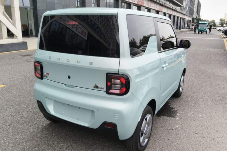 Used Geely Galaxy Panda 2023 Panda Mini 200km Endurance Bear