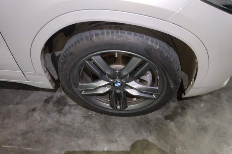Used BMW X2 2022 sDrive25i M Sport Package Right Front Wheel Hub