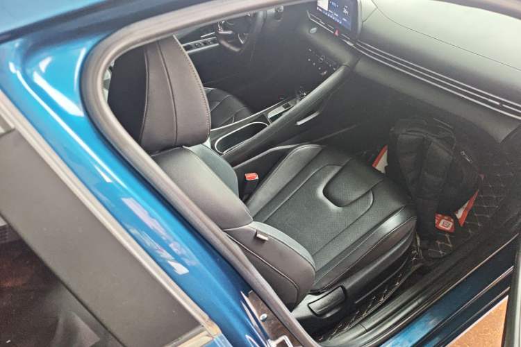 Used Hyundai Elantra 2021 1.5L CVT GLX Elite Edition