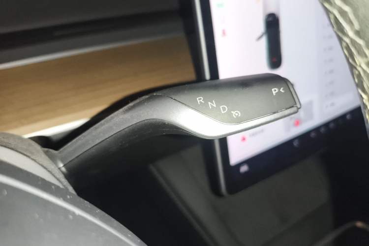 Used Tesla Model Y 2021 Standard Range Rear-Wheel Drive Version Gear Lever