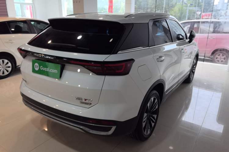 Used Bestune T77 2023 1.5T Automatic Luxury Model Exterior 5