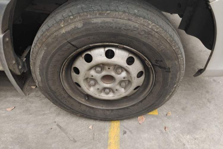 Used Foton Toano 2019 2.8T E5 Van 4J28TC3
