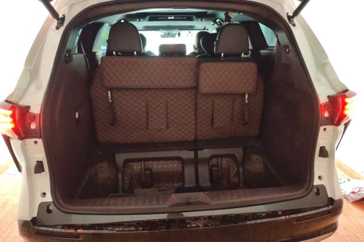 Used Toyota SIENNA 2023 2.5L Hybrid Ultimate Edition