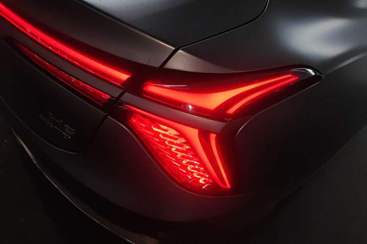 Used Hongqi H6 2023 2.0T ZhiZhen Edition Right Rear Taillight