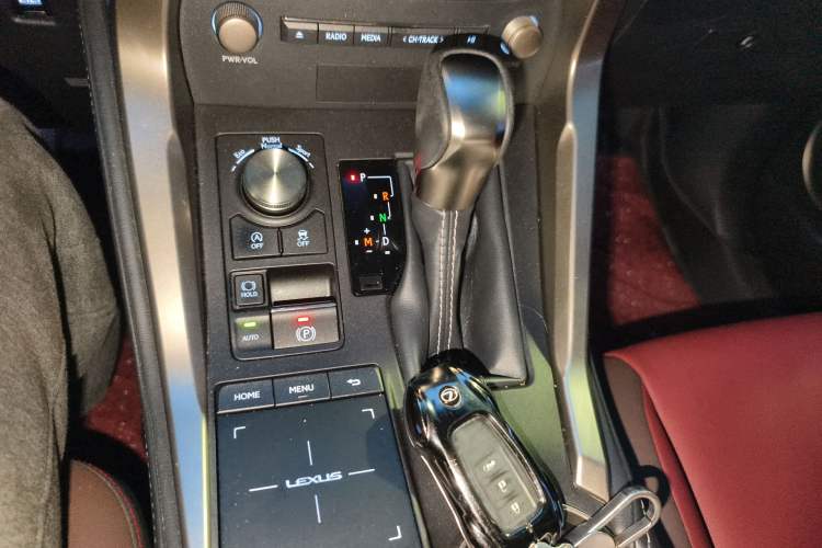 Used Lexus NX 2018 300 Front-Drive Freeline Edition