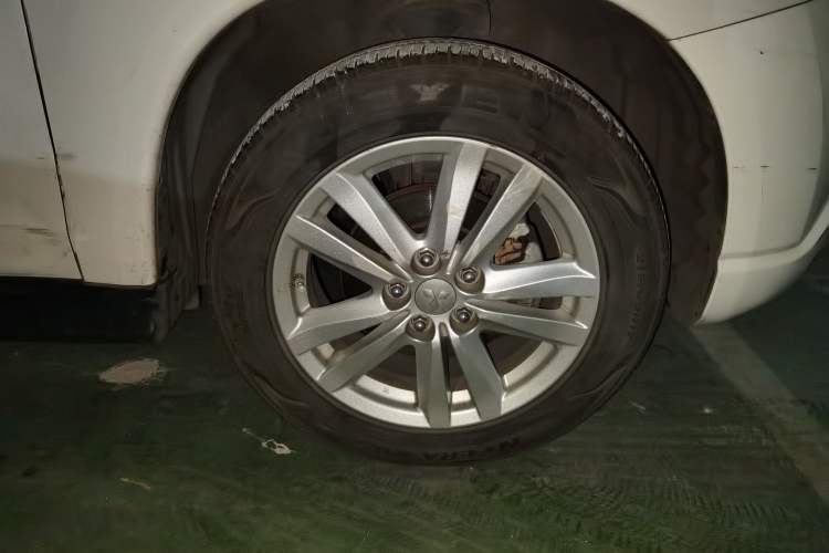 Used Mitsubishi ASX 2013 2.0L CVT Four-Wheel Drive Premium Edition
