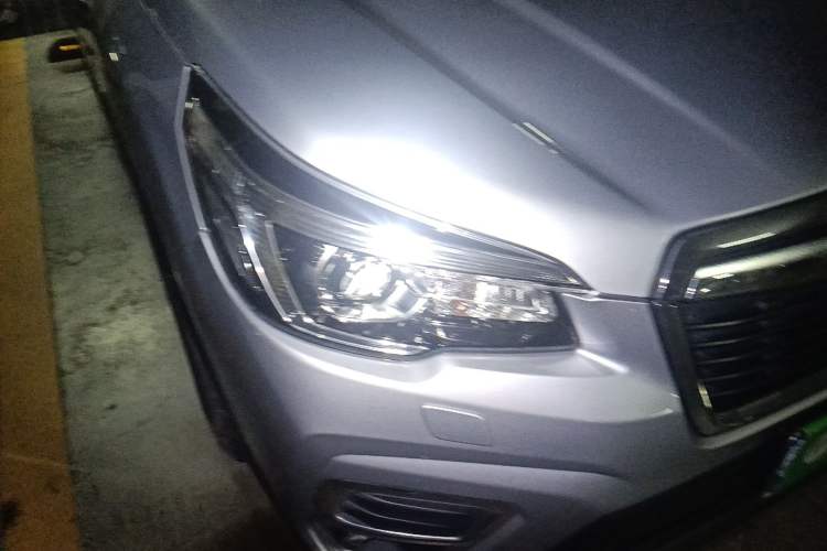 Used Subaru Forester 2021 2.0i Luxury Edition EyeSight Right Front Headlight