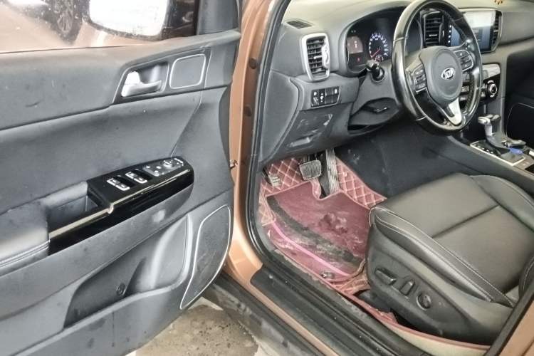 Used Kia KX5 2016 2.0L Automatic 2WD GLS
