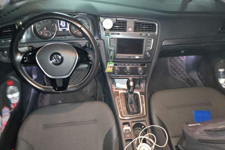 Used Volkswagen Golf 2017 230TSI Automatic Comfort Edition – Celebrating Milestone of One Million Units
