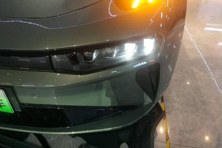 Used Zeekr 001 2025 WE Edition 100 kWh Rear-Wheel Drive
