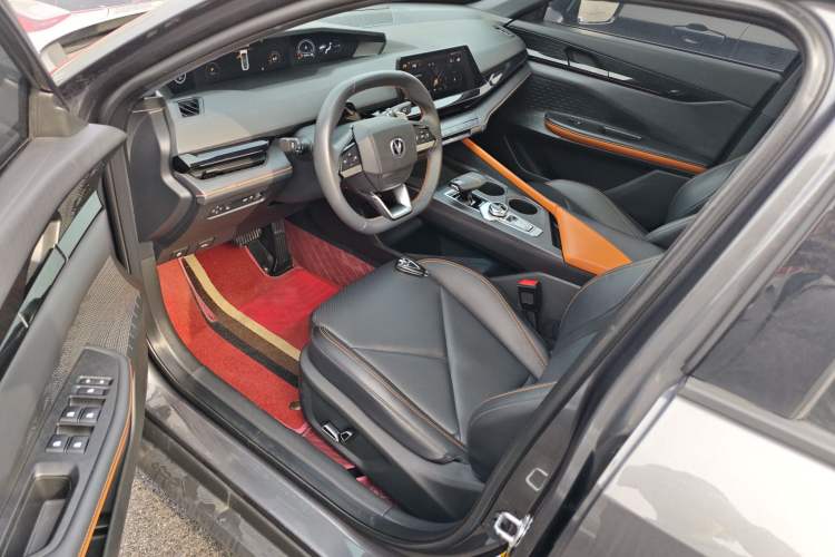 Used CHANGAN UNI-V 2022 1.5T Prestige Version Driver Seat