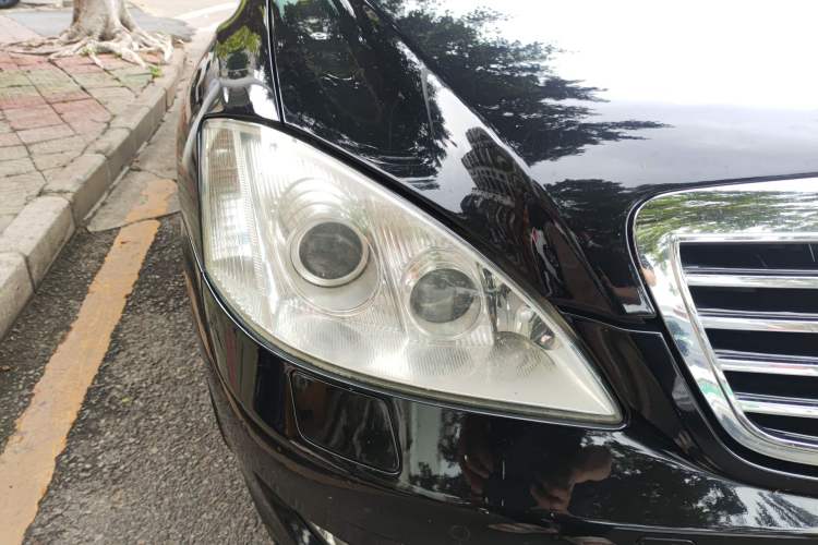 Used Mercedes-Benz S-Class 2008 S 350 L Luxury Model Right Front Headlight