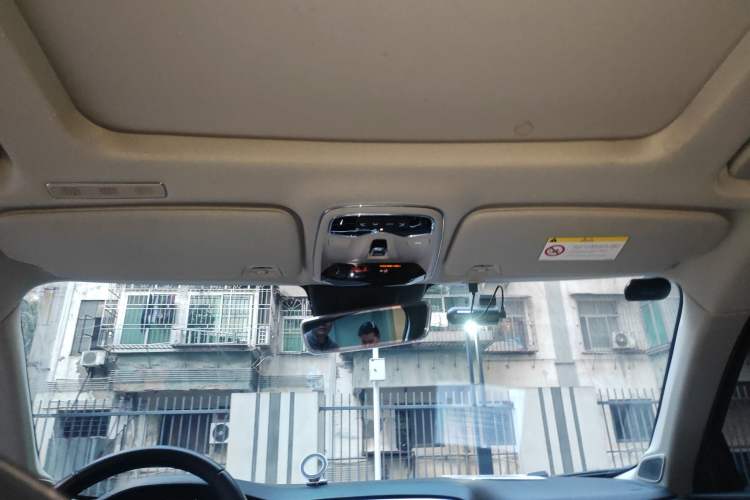 Used Lynk & Co 01 EM-P 2018 1.5T PHEV JingPro National Emission Standard V Headliner