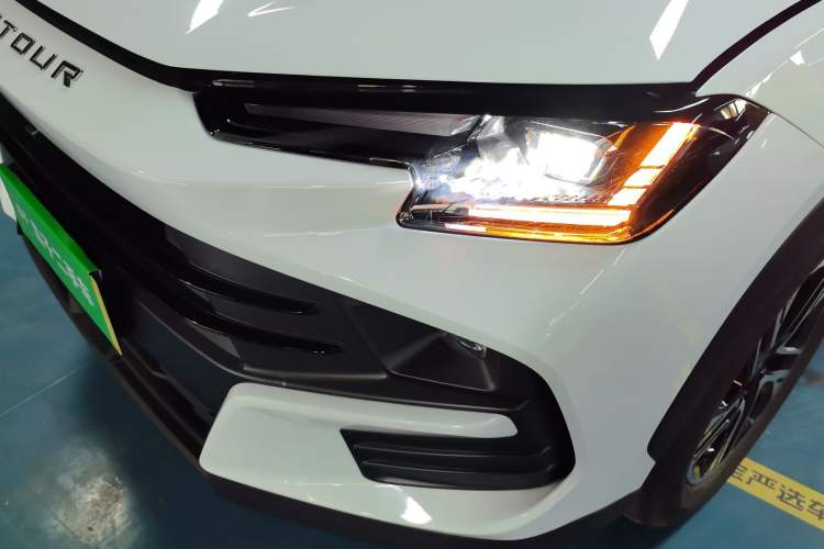 Used JETOUR Dashing 2025 1.5T DCT Luxury Edition
