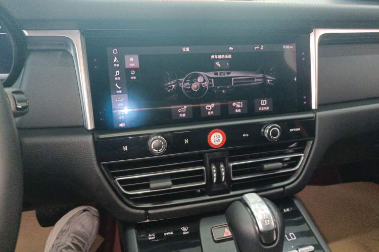 Used Porsche Macan 2022 Macan 2.0T Audio And AC Panel