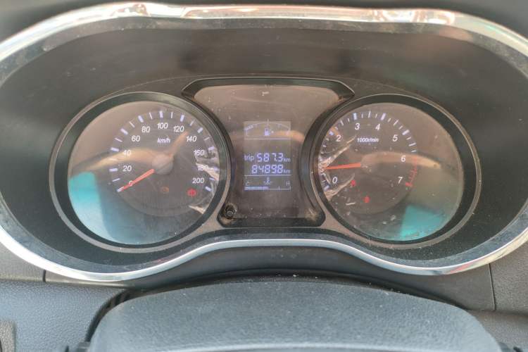 Used Jinbei 750 2016 1.5L e-Drive Version
