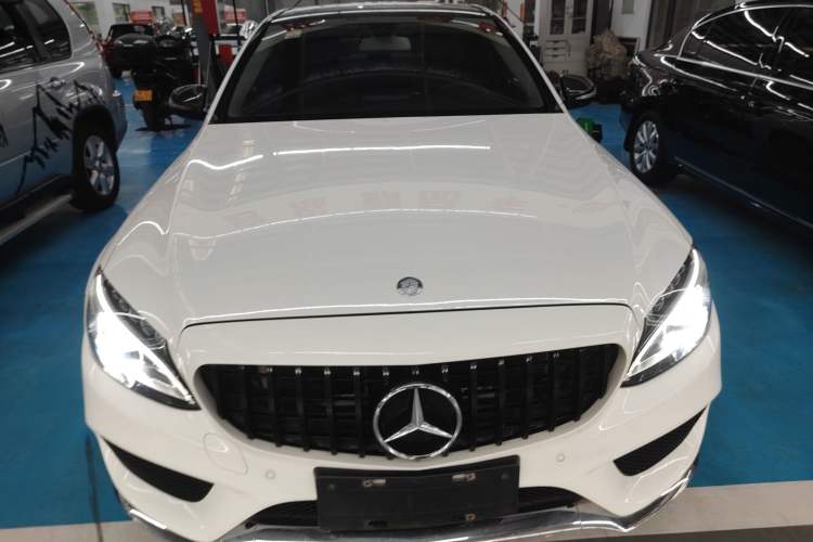 Used Mercedes-Benz C-Class 2017 C 200 L Sport Edition
